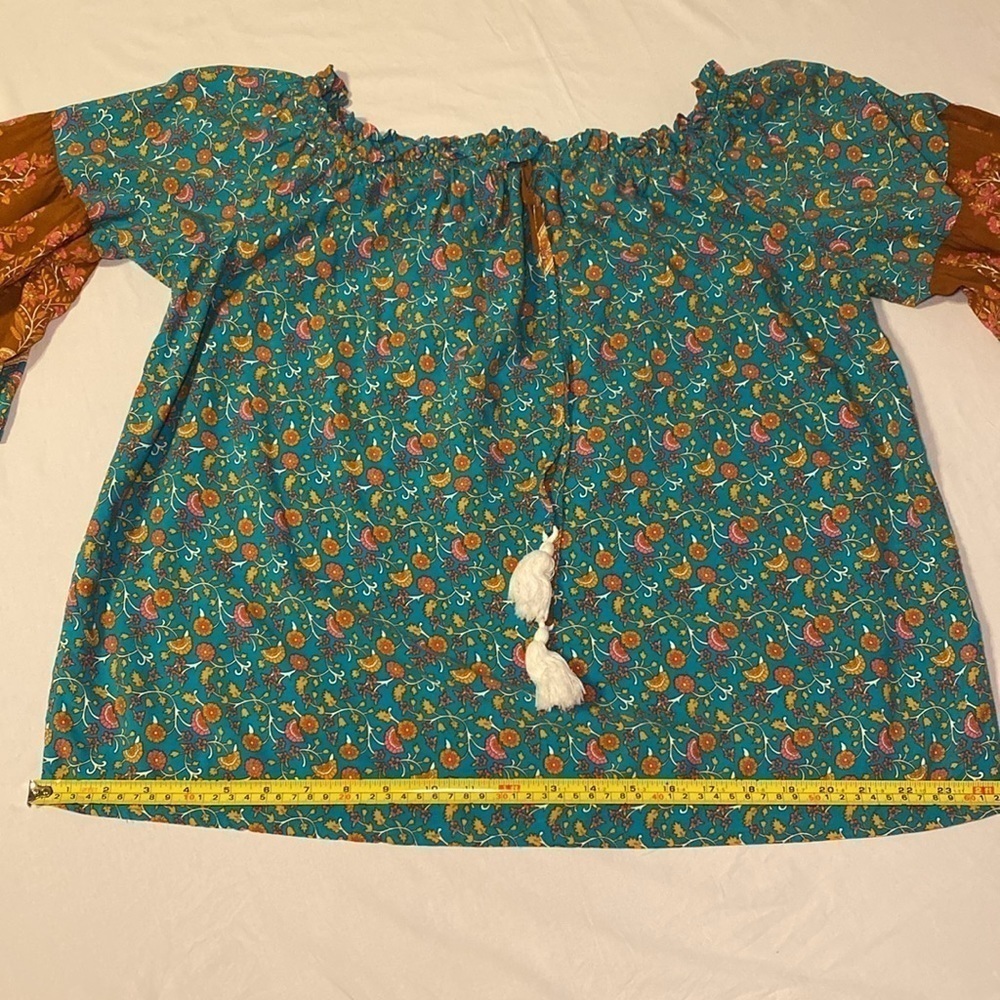 Women's Off The Shoulder Tassel Tie Bohemian Blouse Size Large NWOT - Picture 10 of 11